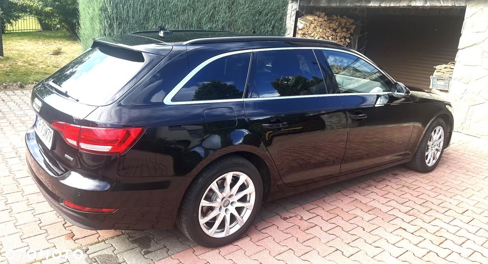 Audi A4 Avant 2.0 TDI S tronic quattro design - 2