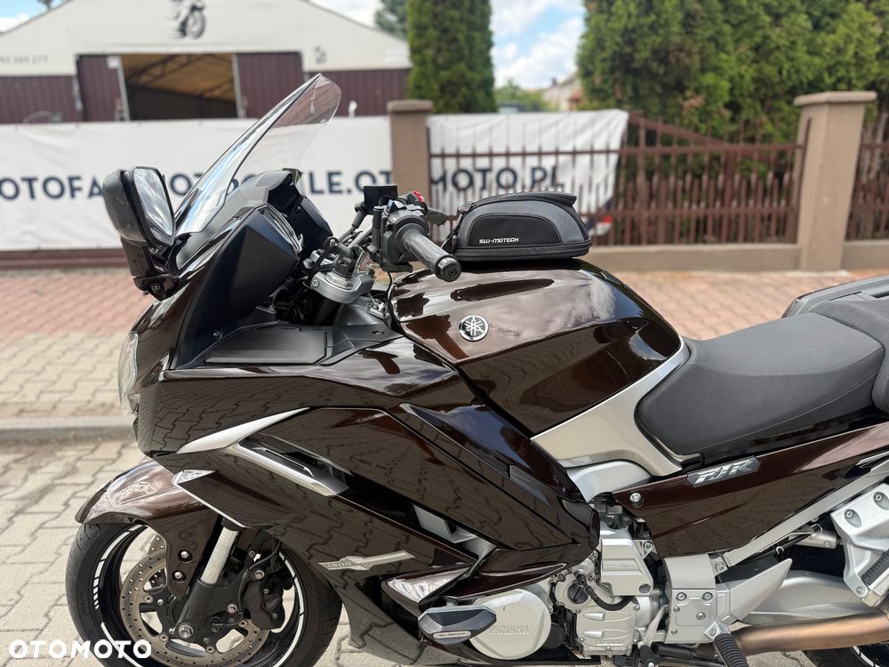 Yamaha FJR - 25