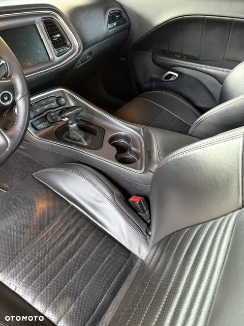 Dodge Challenger Automatik R/T Plus Shaker - 40