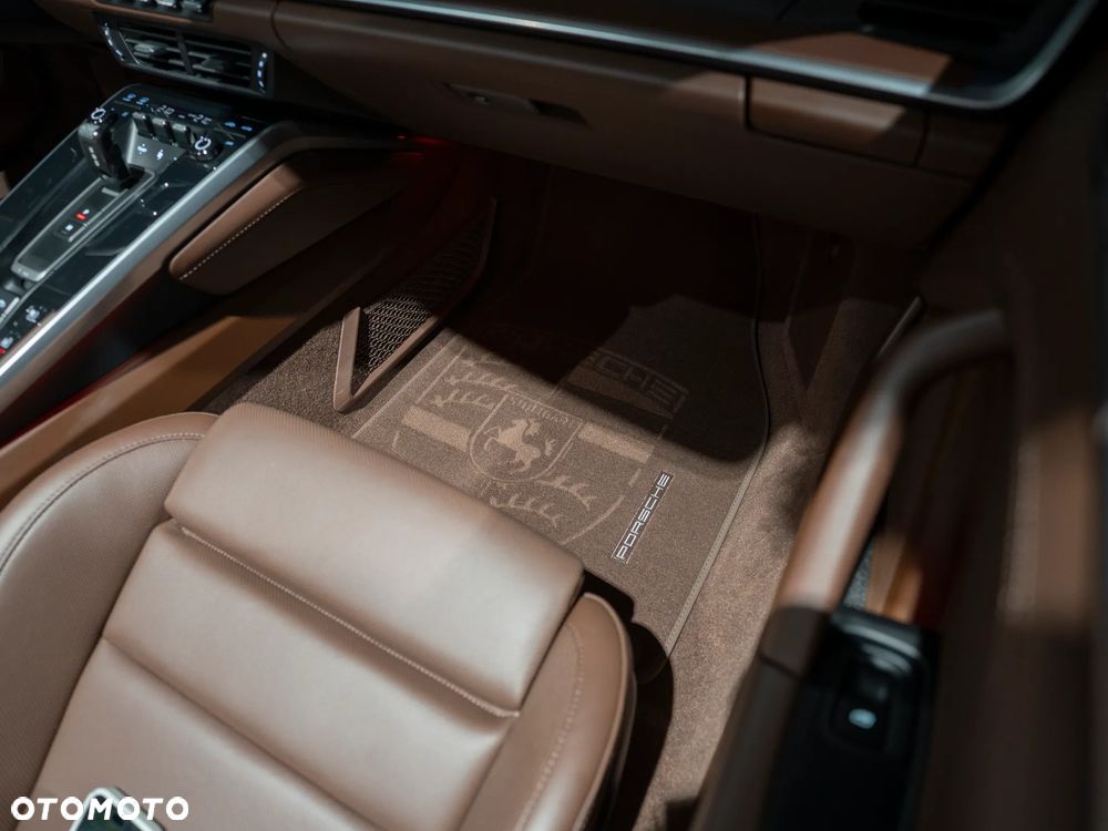 Porsche 911 - 38