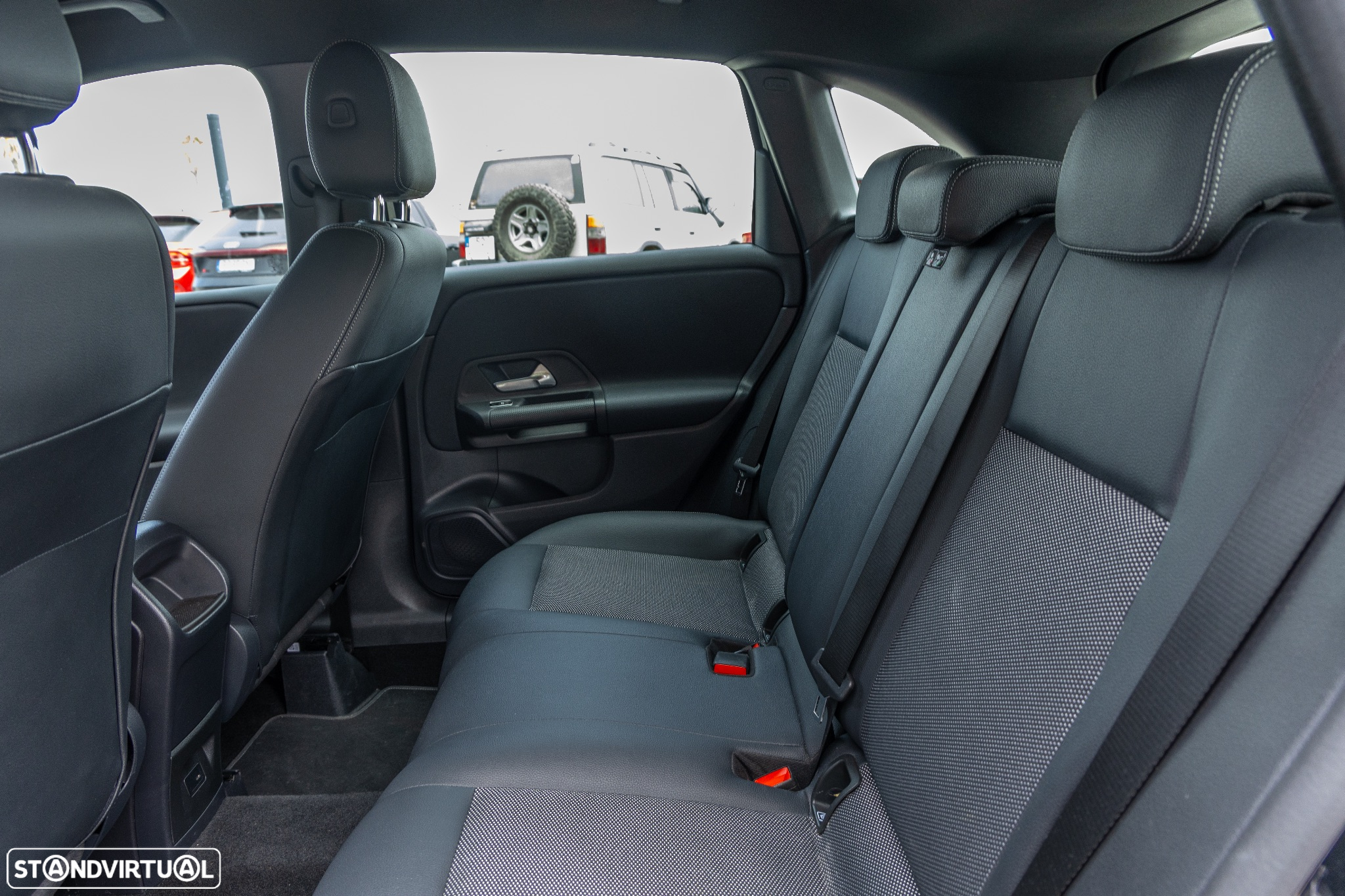 Mercedes-Benz B 250 e Style Plus - 15