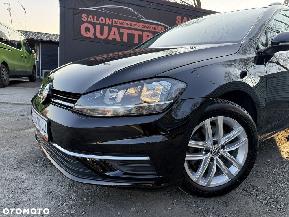 Volkswagen Golf - 8