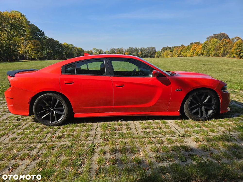 Dodge Charger - 4