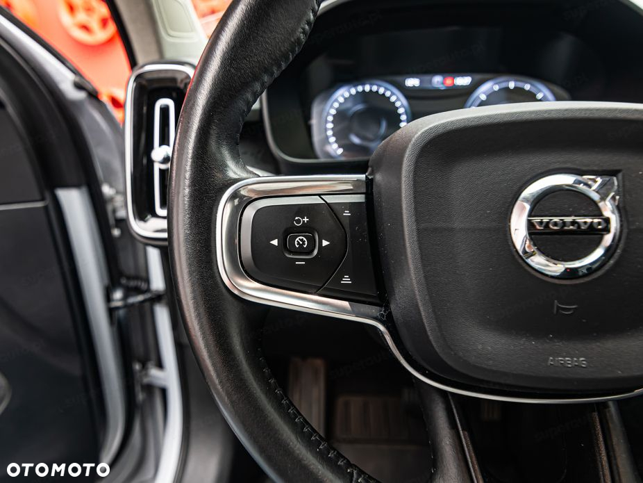 Volvo XC 40 D3 - 13