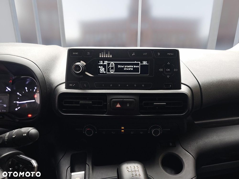 Toyota ProAce 2.3T 1.5 D-4D 100KM std Furgon Active - 8