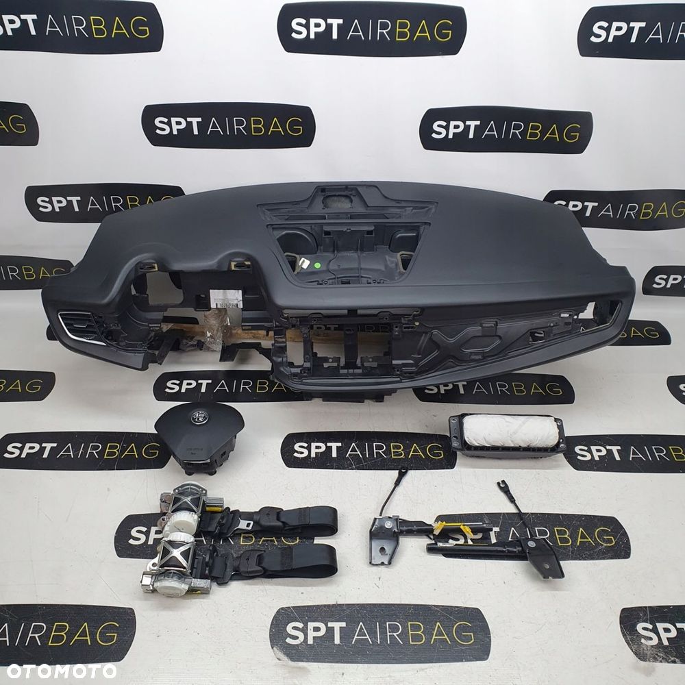 ALFA ROMEO GULIETTA LIFT DESKA ROZDZIELCZA KONSOLA KOKPIT PULPIT PODUSZKI AIRBAG AIR BAG PASY KIT SET - 1