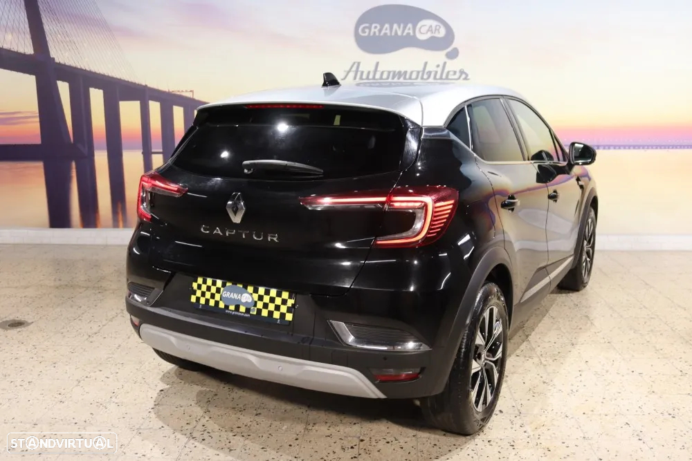 Renault Captur 1.0 TCe Exclusive - 2