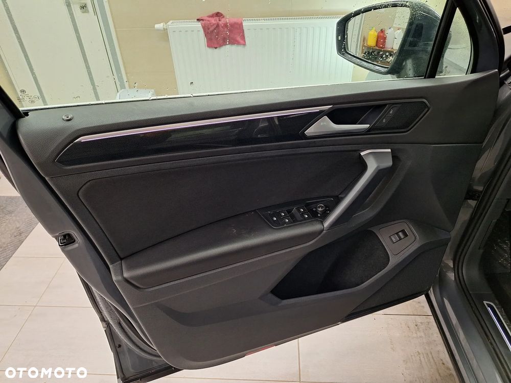 Volkswagen Tiguan 2.0 TDI SCR 4MotION DSG Elegance - 16