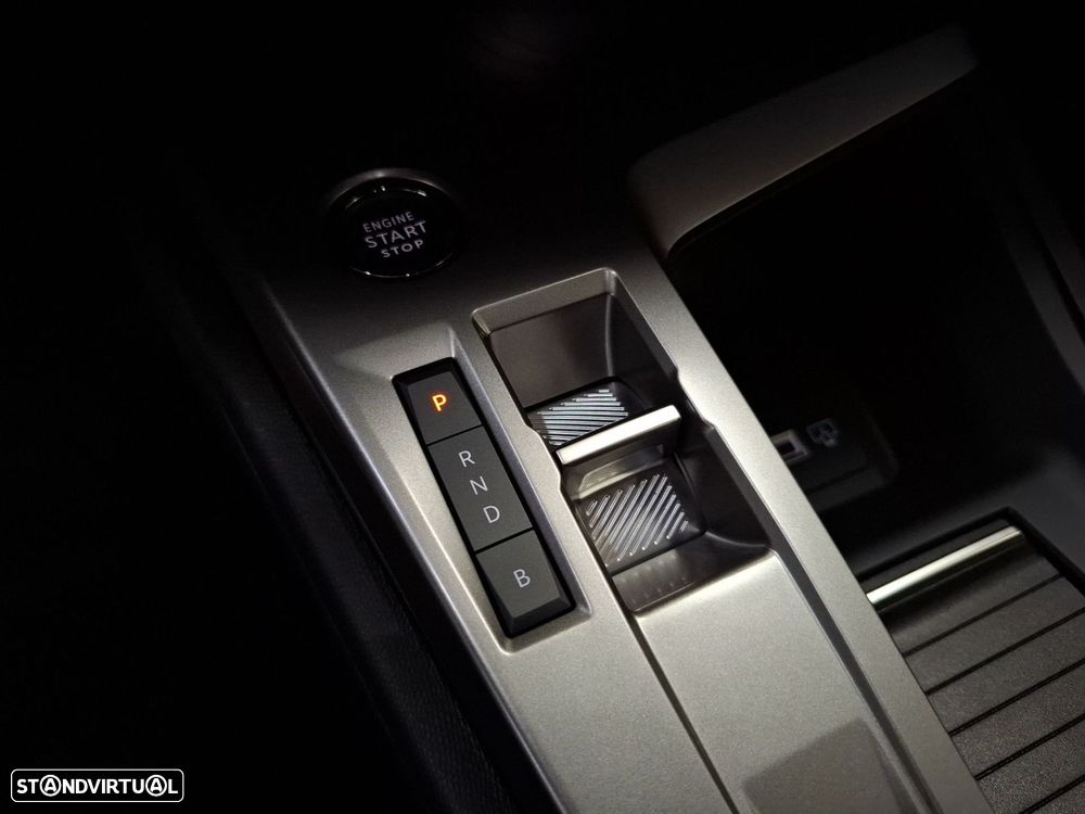 Peugeot e-308 54 kWh Allure - 18