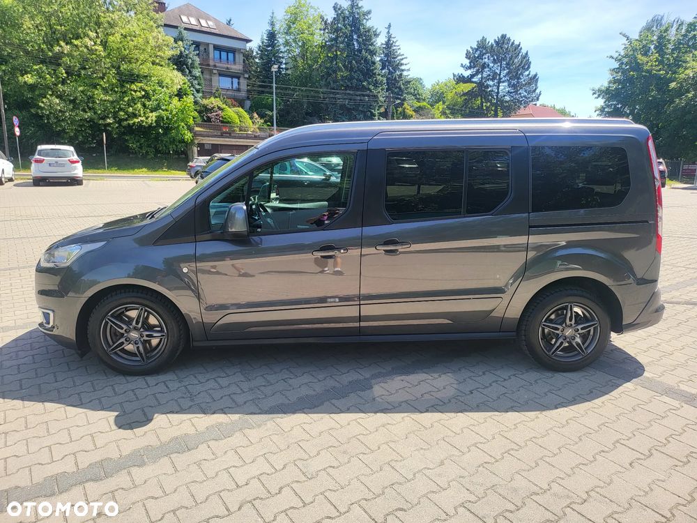 Ford Tourneo Connect Grand - 5