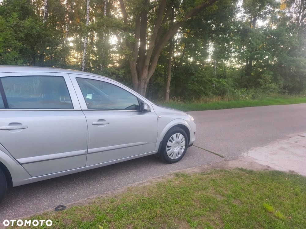 Opel Astra 1.6 - 8