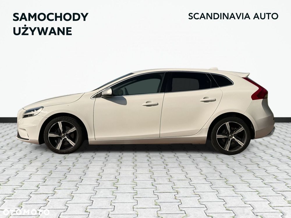 Volvo V40 T3 Drive-E R-Design Momentum - 8