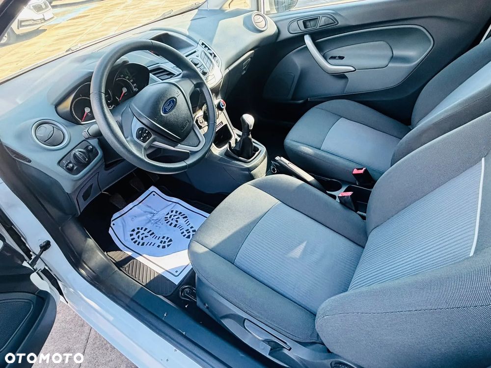 Ford Fiesta - 14