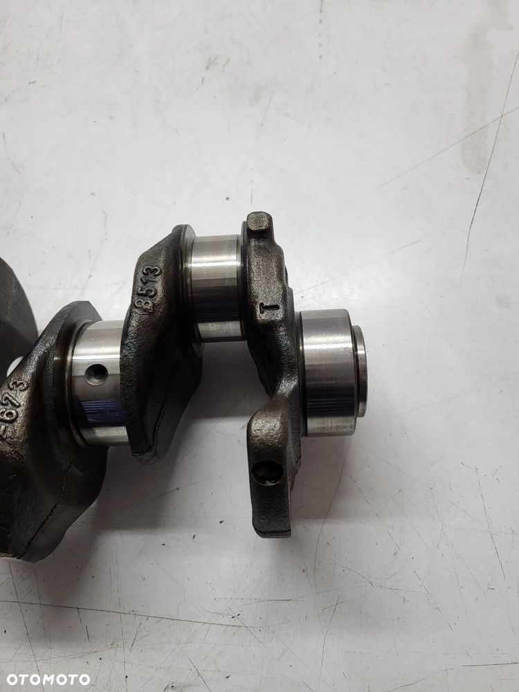 BMW E81 E87 E90 E60 F10 N47 N47D20C WAŁ KORBOWY 6738513 - 10