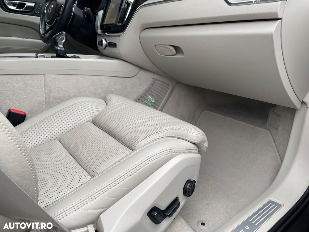 Volvo XC 60 T6 AWD Inscription - 11