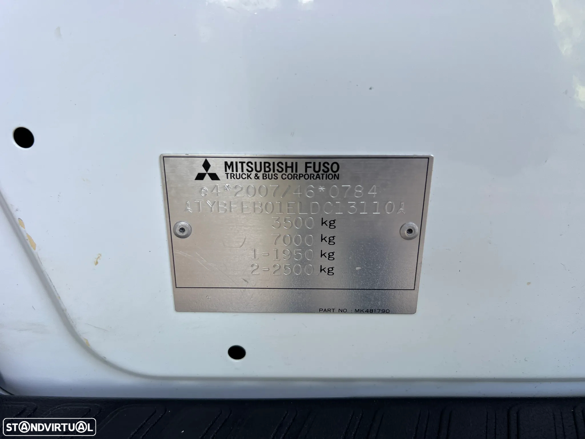 Mitsubishi Fuso Canter 3C15D C.Dupla AC - 23