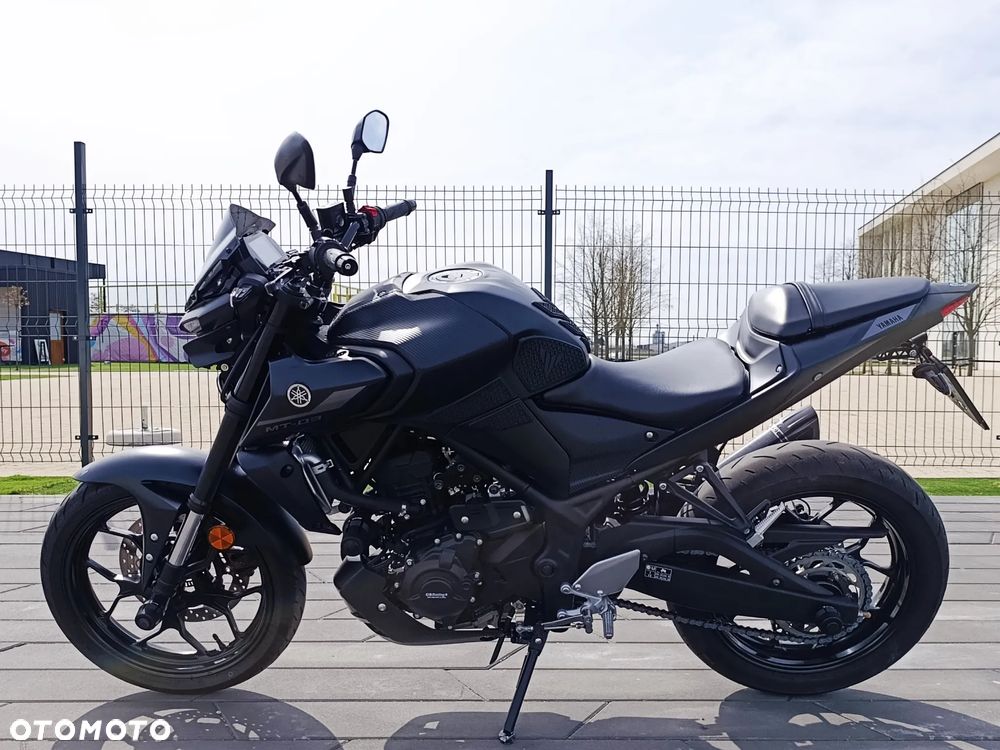 Yamaha MT - 6