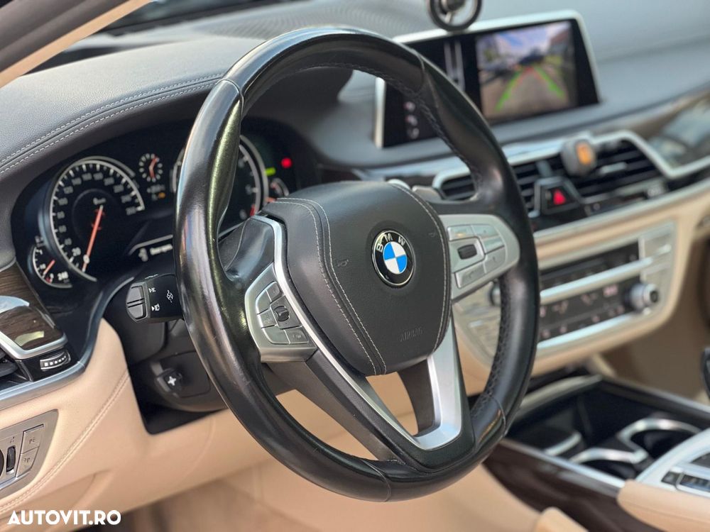 BMW Seria 7 - 8