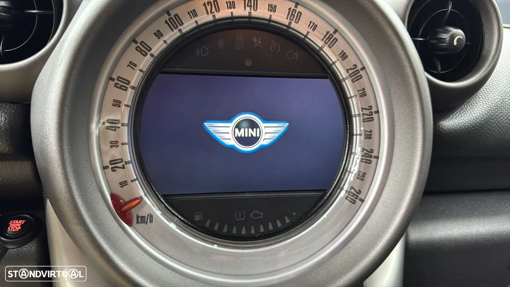 MINI Countryman Cooper D - 16