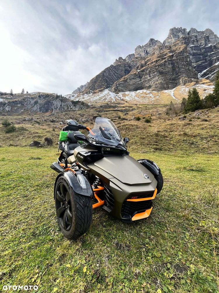 Can-Am Spyder - 8