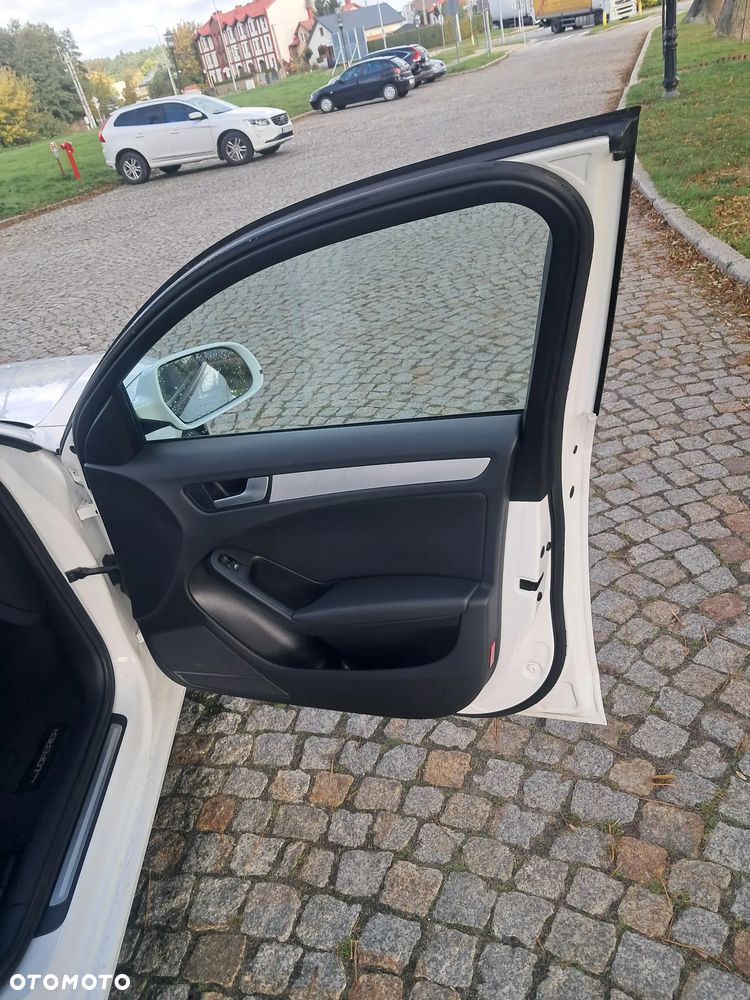 Audi A4 Avant - 28