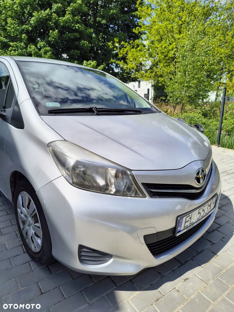 Toyota Yaris - 16