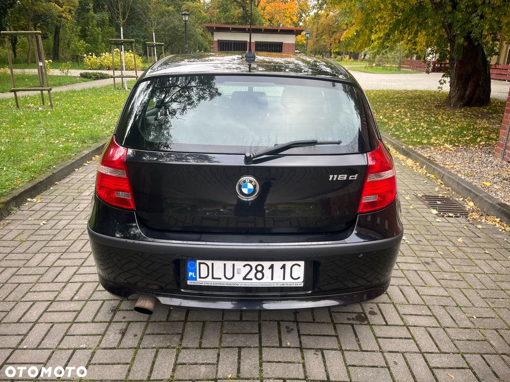 BMW Seria 1 118d - 6