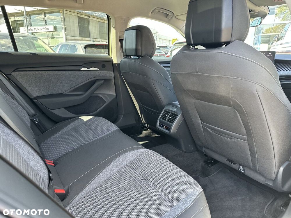 Skoda Superb 2.0 TDI SCR 4x4 Selection DSG - 24