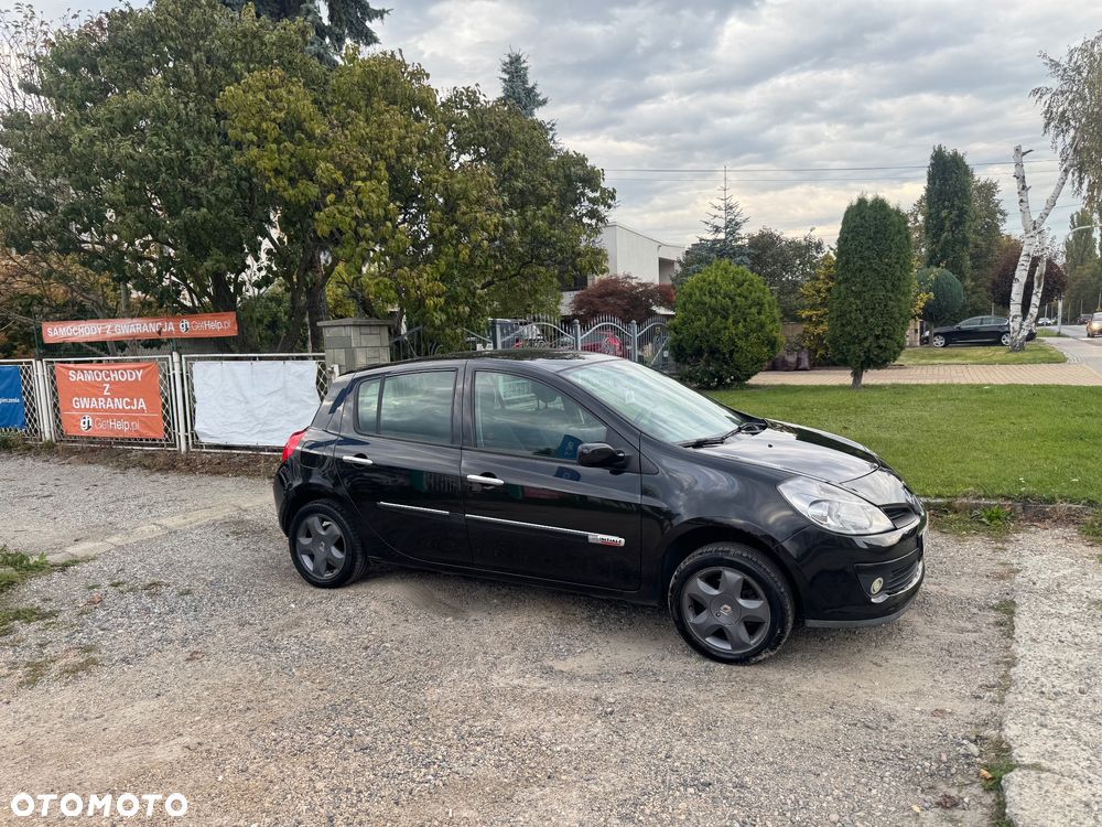 Renault Clio 1.2 16V 75 Dynamique - 19