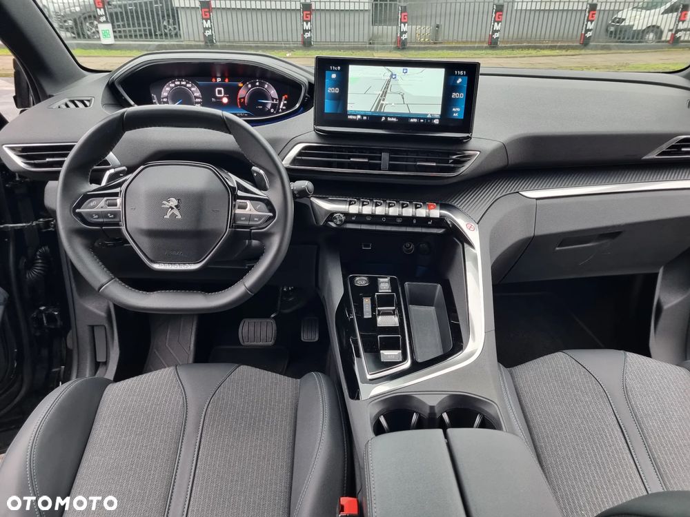 Peugeot 3008 1.2 PureTech Allure S&S EAT6 - 7