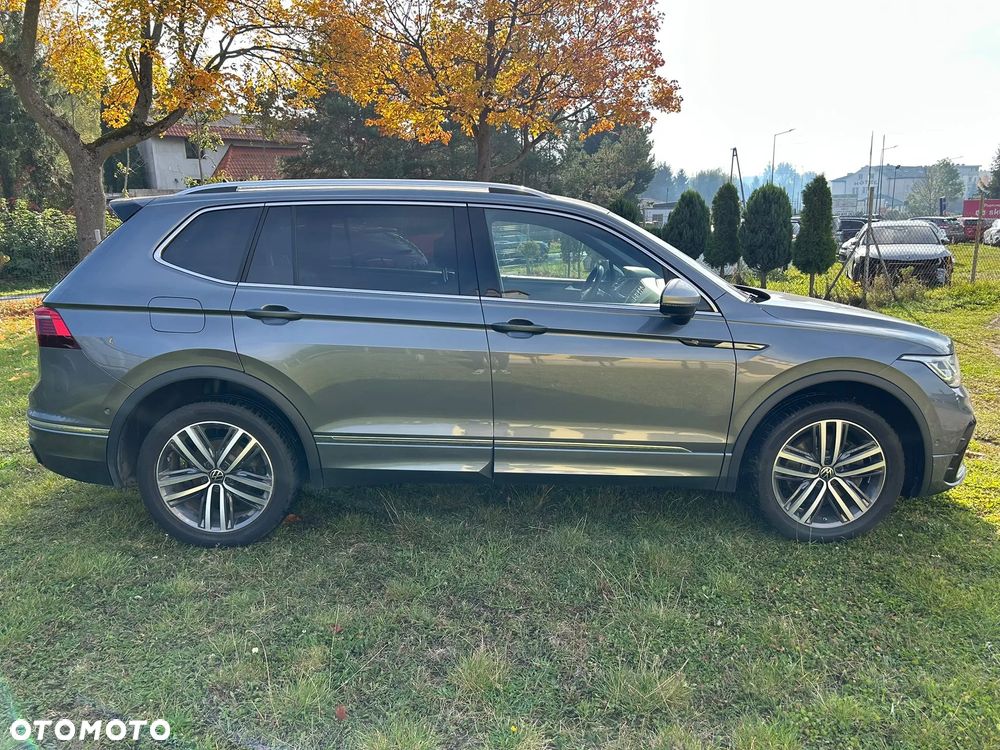 Volkswagen Tiguan 2.0 TDI SCR 4MotION DSG R-Line - 8