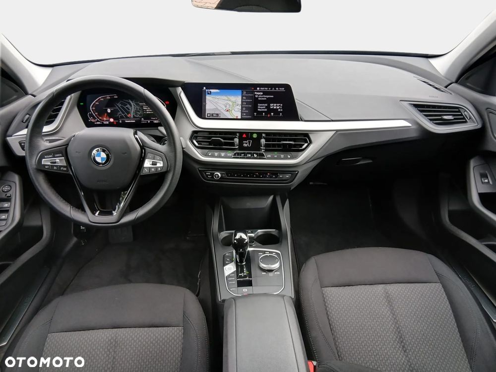 BMW Seria 1 118i Advantage - 10