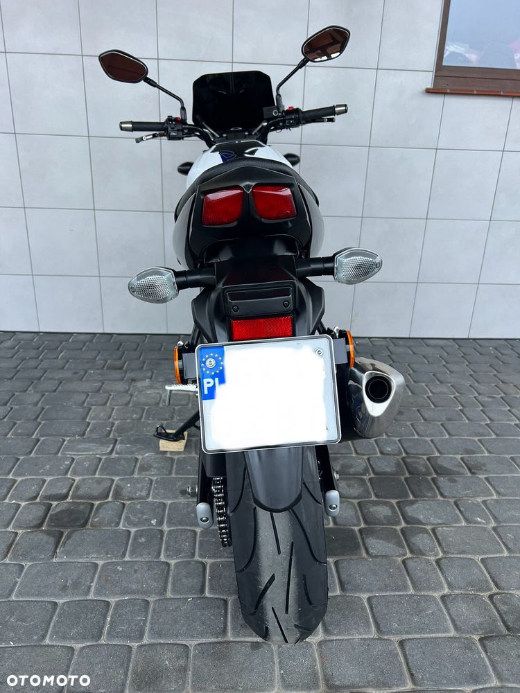 Suzuki SV - 5