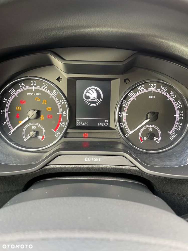 Skoda Octavia Combi 1.6 TDI Clever - 11