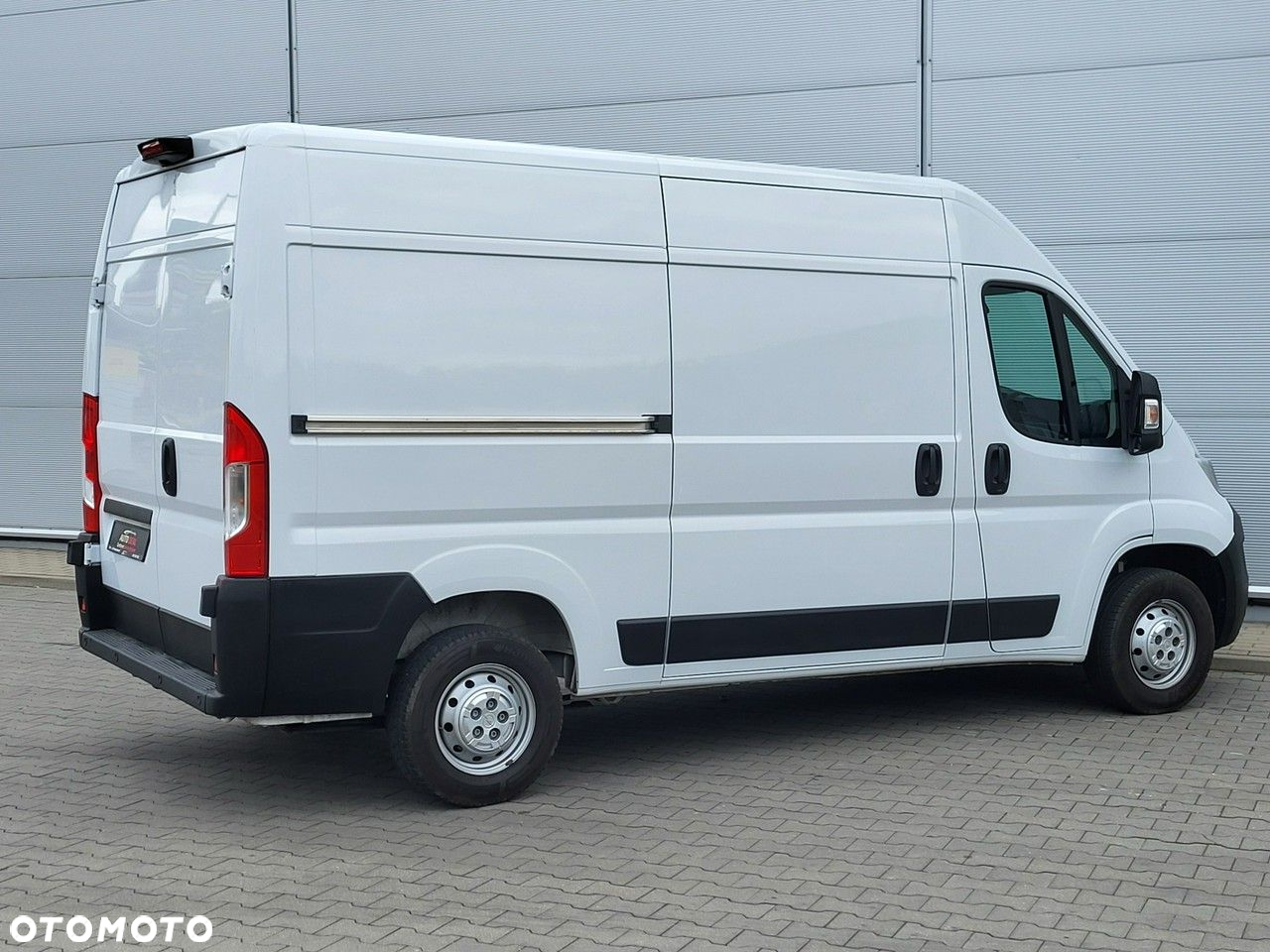 Opel Movano - 11