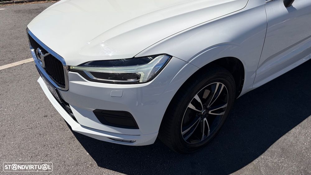 Volvo XC 60 D4 AWD Geartronic Momentum - 27