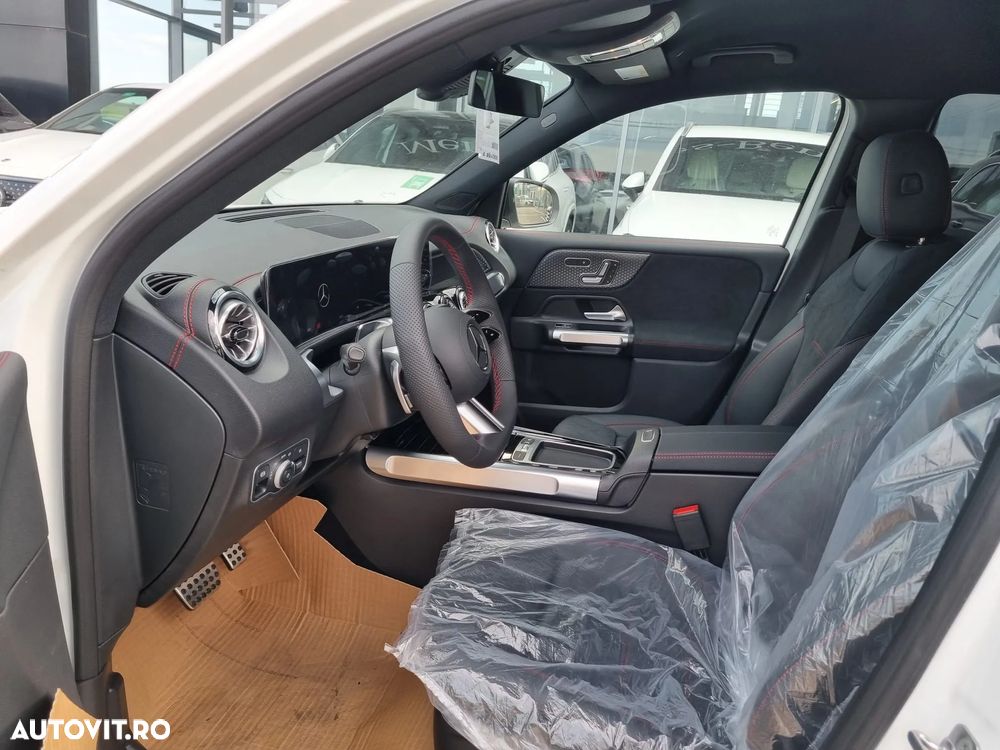 Mercedes-Benz EQB 250+ AMG Line - 27