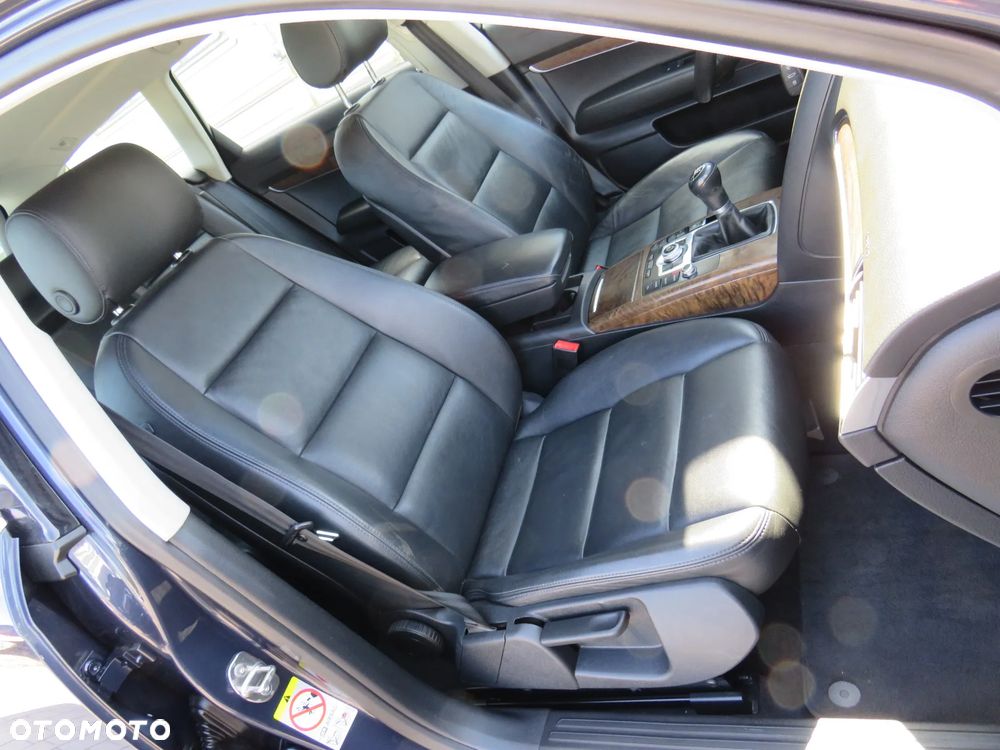 Audi A6 Avant - 33