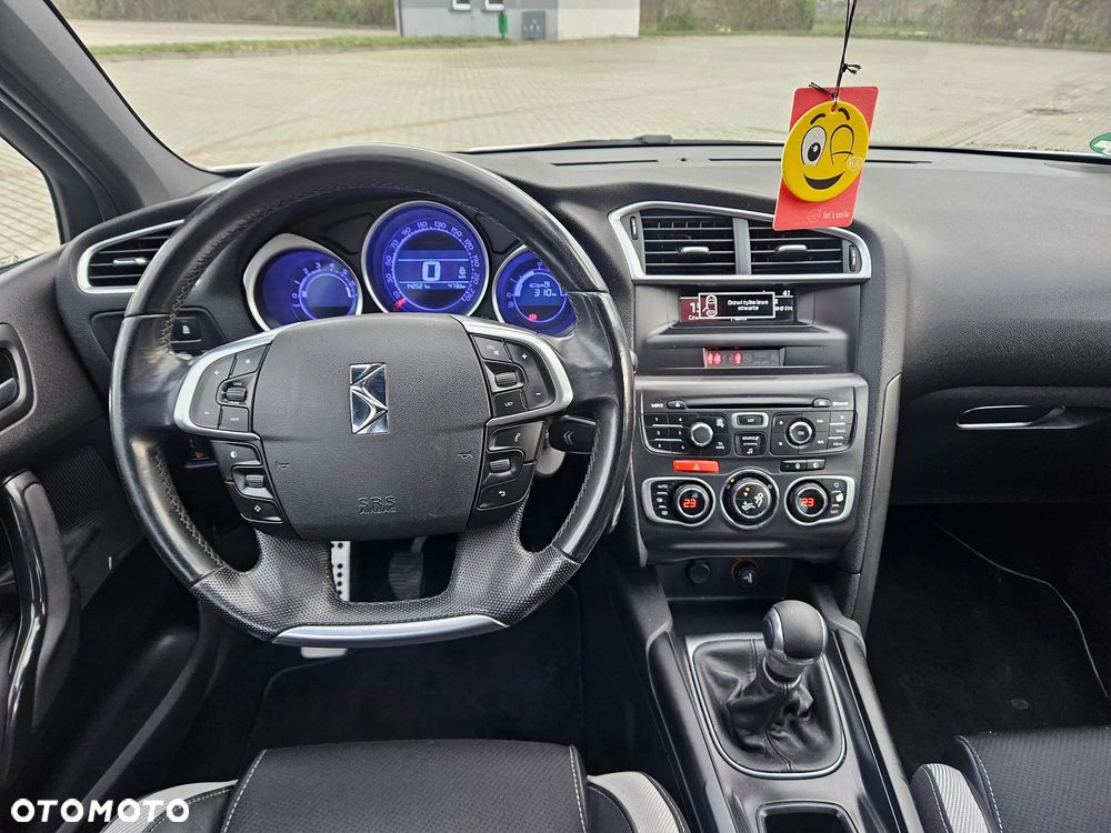 Citroën C4 VTi 120 Exclusive - 13