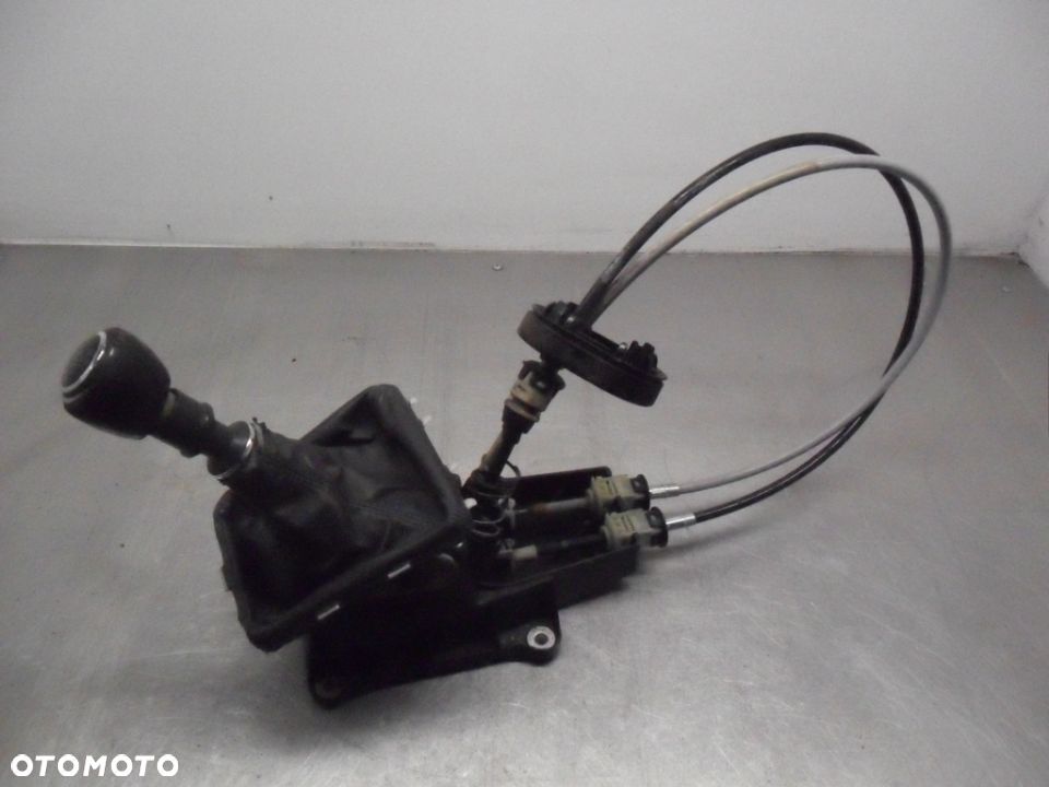 OPEL VECTRA C HB 5D 02-05 2.2DIRECT LEWAREK ZMIANY BIEGÓW 55557637 - 1