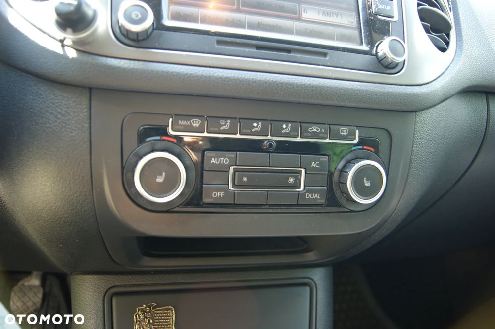 Volkswagen Tiguan - 14