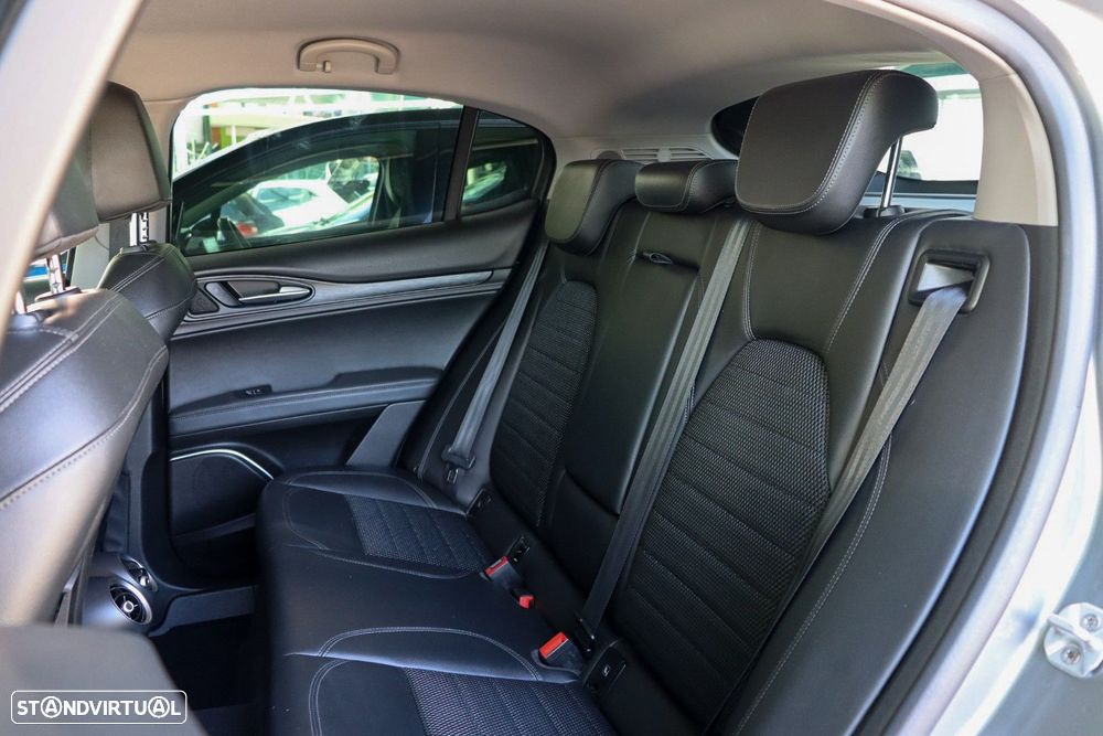 Alfa Romeo Stelvio 2.2 D Super AT8 - 11