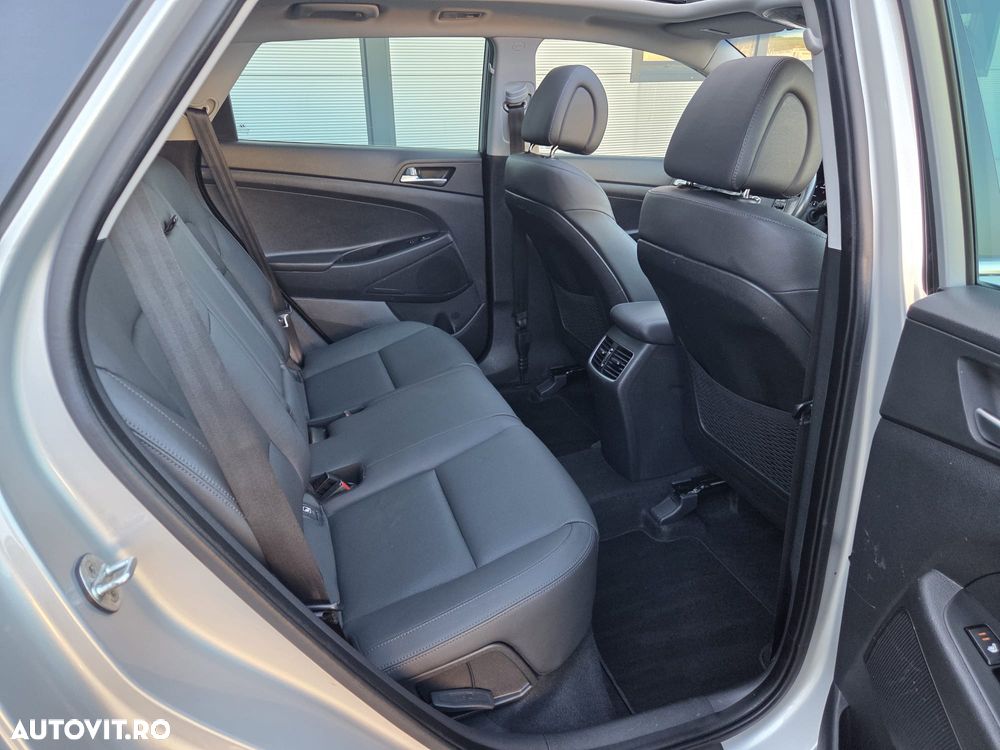 Hyundai Tucson 2.0 CRDI 4WD 6AT Luxury+ - 14