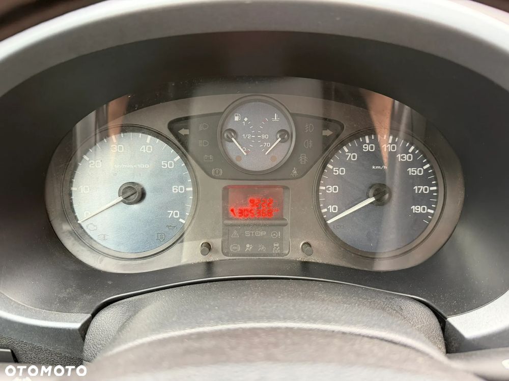 Peugeot Partner 1.6 HDi Outdoor - 16