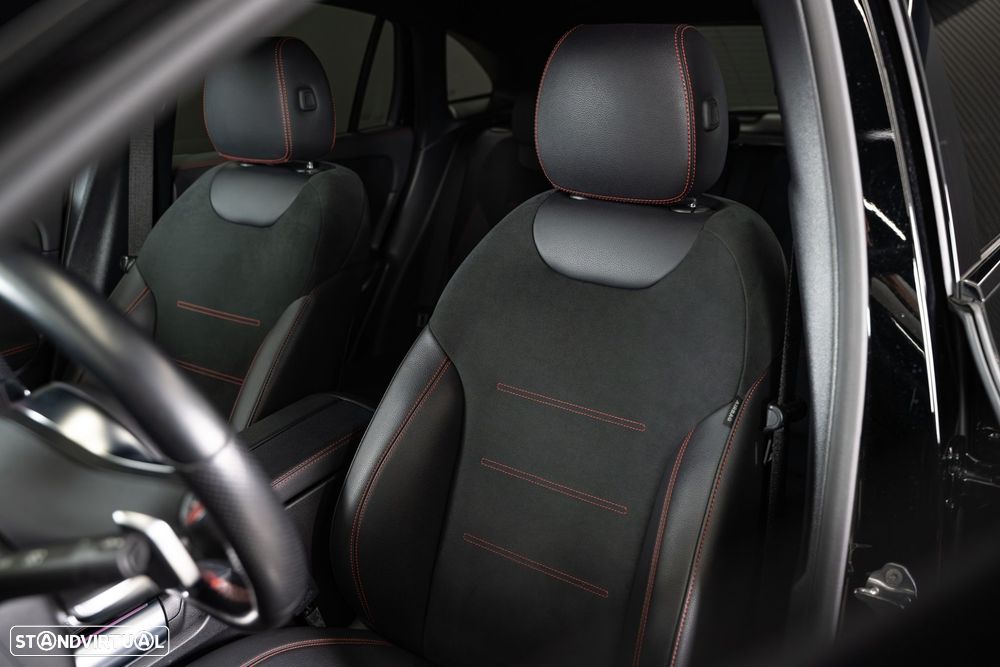 Mercedes-Benz GLA 250 e 8G-DCT - 15