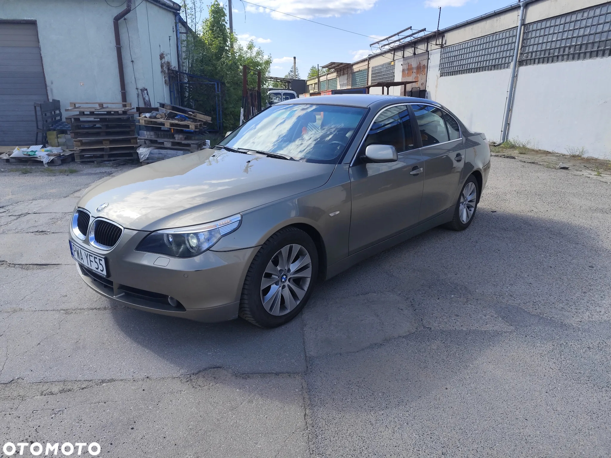 BMW Seria 5 520i - 2