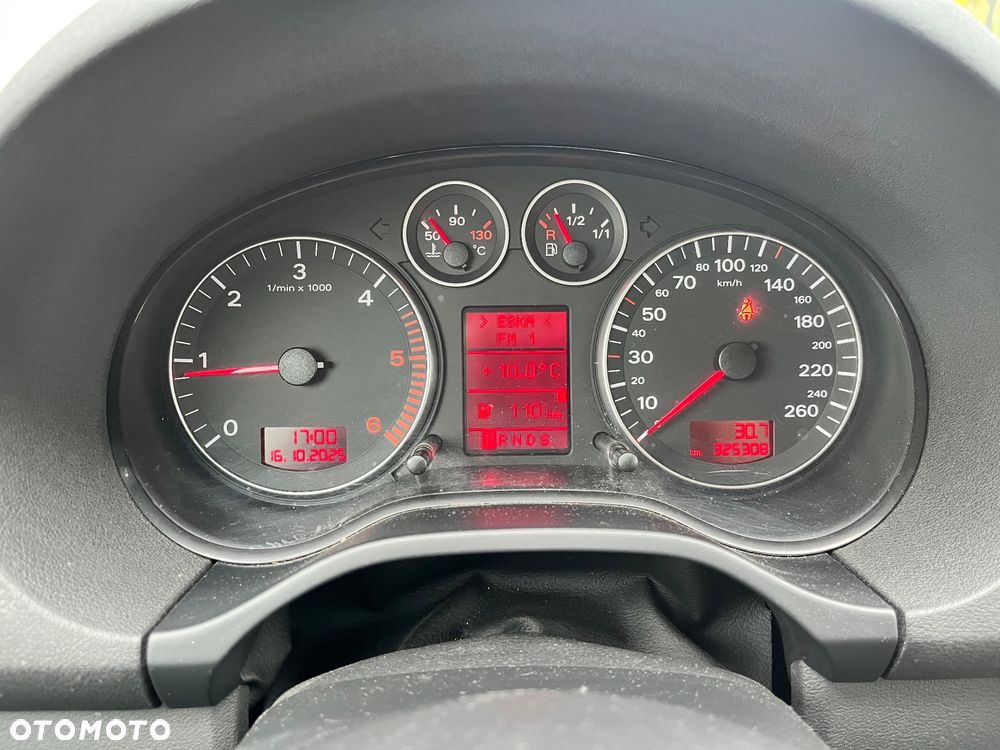 Audi A3 Sportback 2.0 TDI Ambiente S tronic - 12