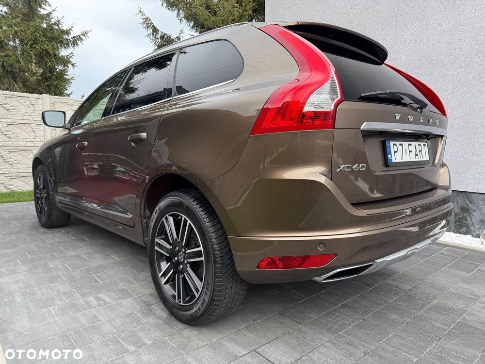 Volvo XC 60 - 6