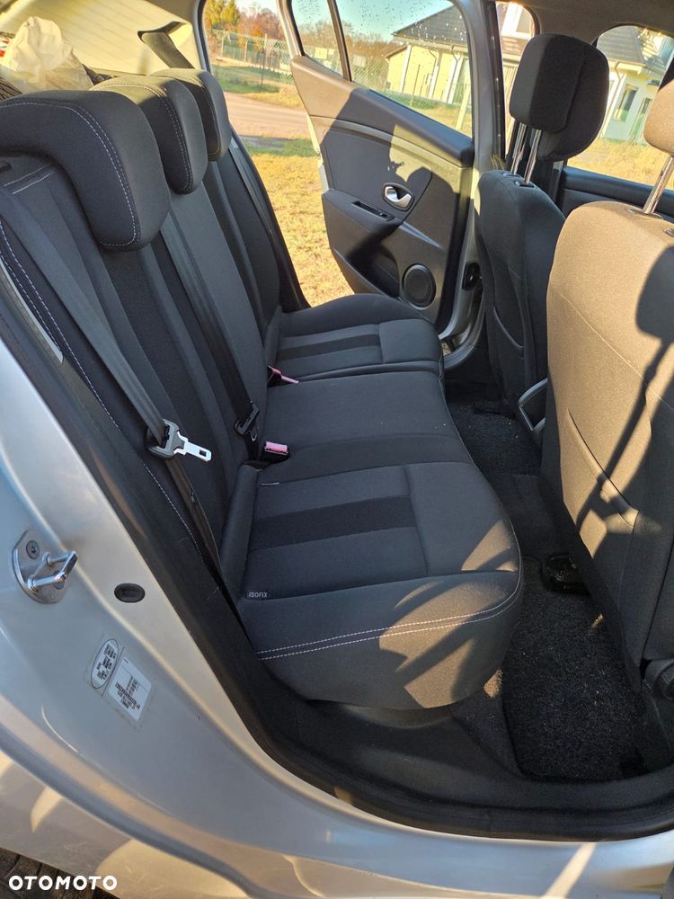 Renault Megane 1.6 16V Dynamique - 8