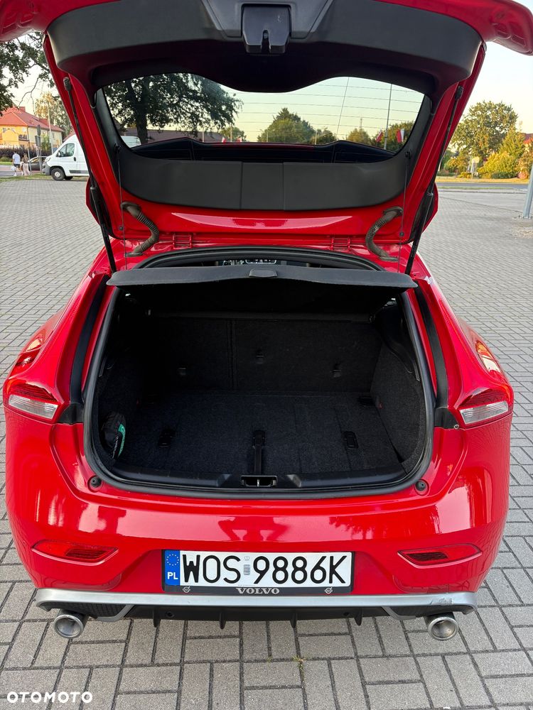 Volvo V40 - 15